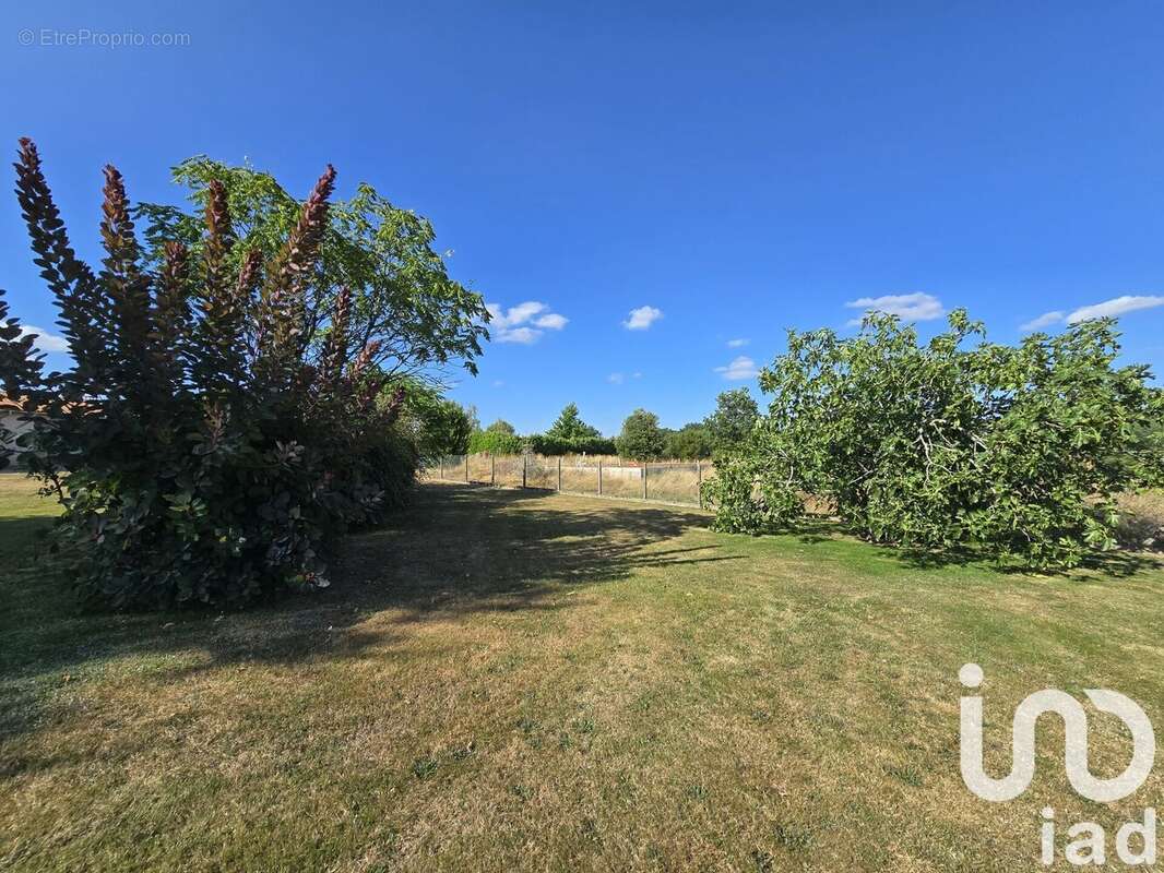 Photo 5 - Terrain à SAINT-CAPRAIS-DE-BORDEAUX