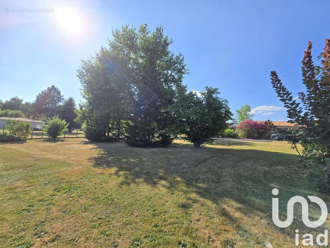 Photo 8 - Terrain à SAINT-CAPRAIS-DE-BORDEAUX