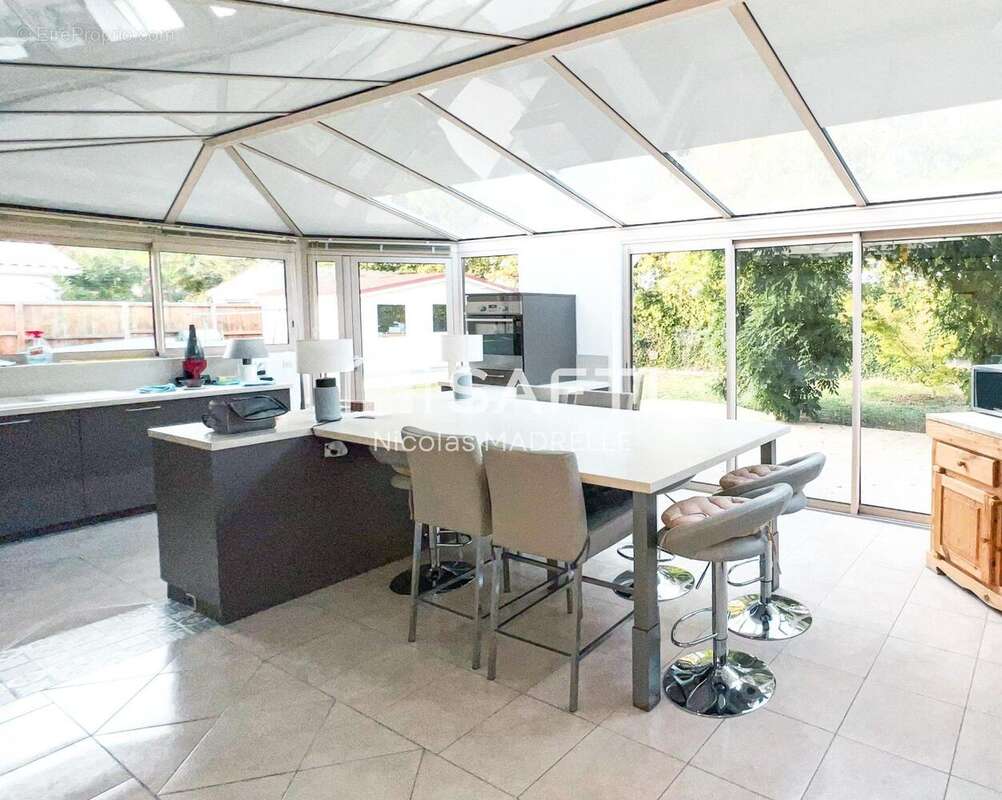 Photo 5 - Maison à AMBARES-ET-LAGRAVE