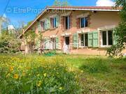 Photo 1 - Maison à SAINT-SULPICE