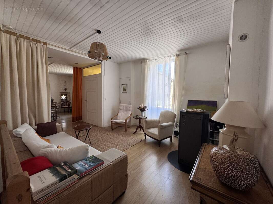 Photo 9 - Maison à SEYCHES