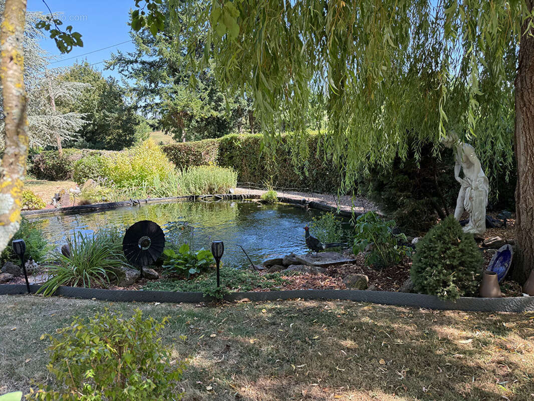 Maison à FRESNAY-SUR-SARTHE