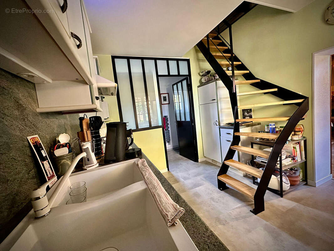 Maison à FRESNAY-SUR-SARTHE