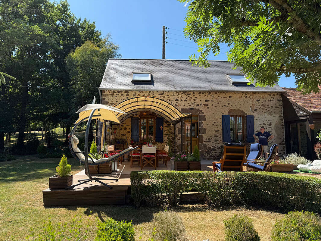 Maison à FRESNAY-SUR-SARTHE