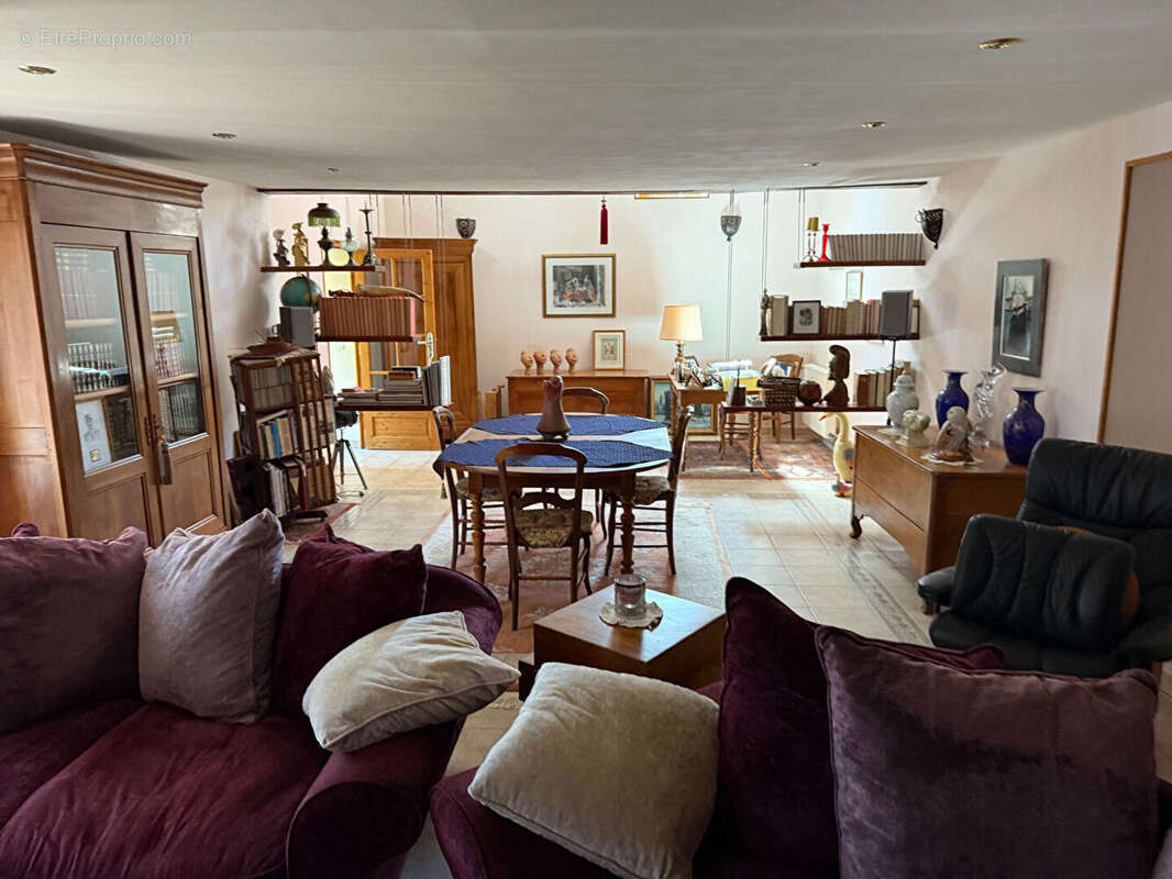 Maison à FRESNAY-SUR-SARTHE