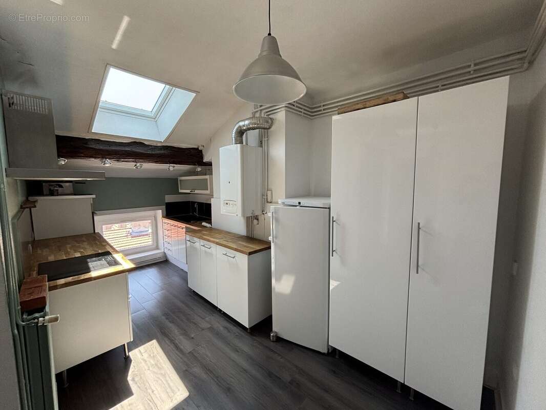 Appartement à SAINT-ETIENNE