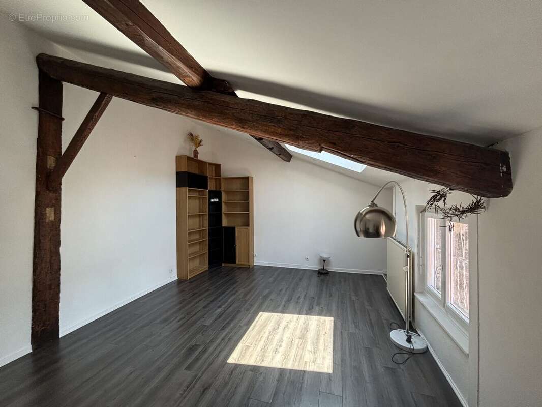 Appartement à SAINT-ETIENNE