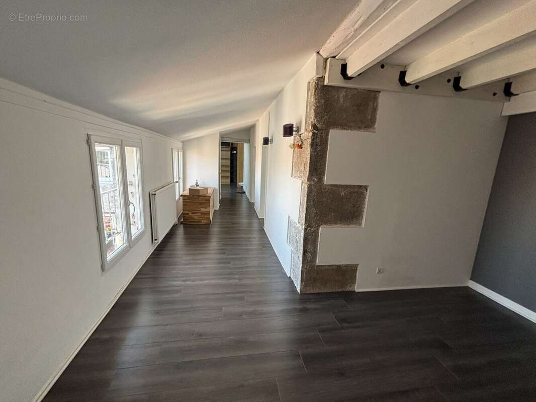 Appartement à SAINT-ETIENNE