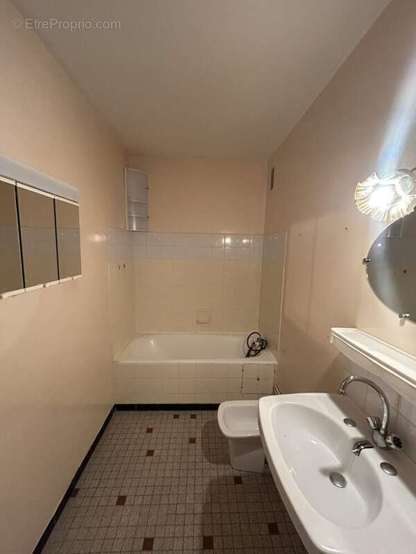 Appartement à PRIVAS