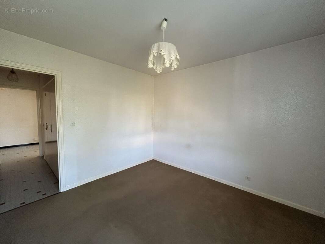 Appartement à PRIVAS