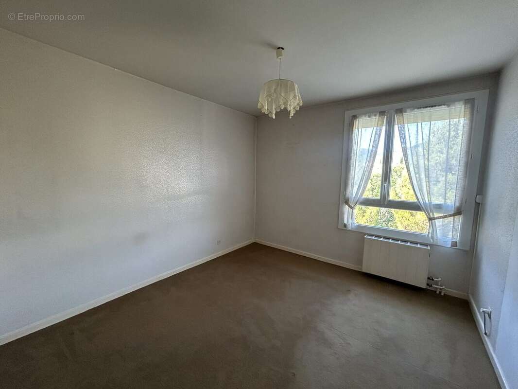 Appartement à PRIVAS