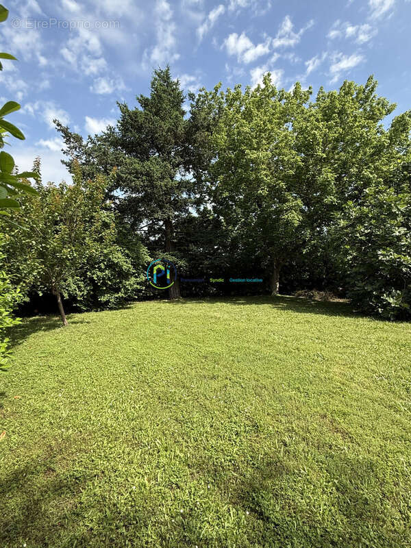 Terrain à PORTET-SUR-GARONNE