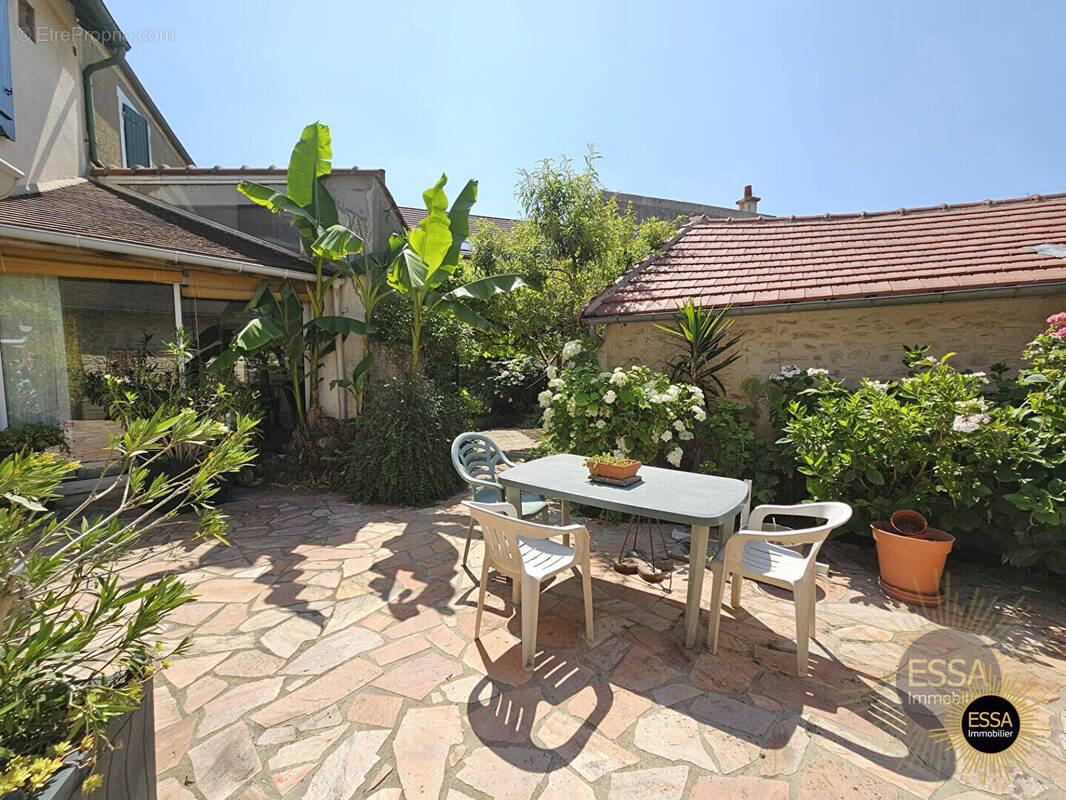 Maison à NOISY-LE-ROI