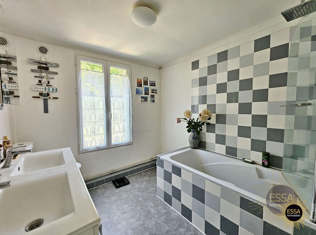 Maison à MARLY-LE-ROI