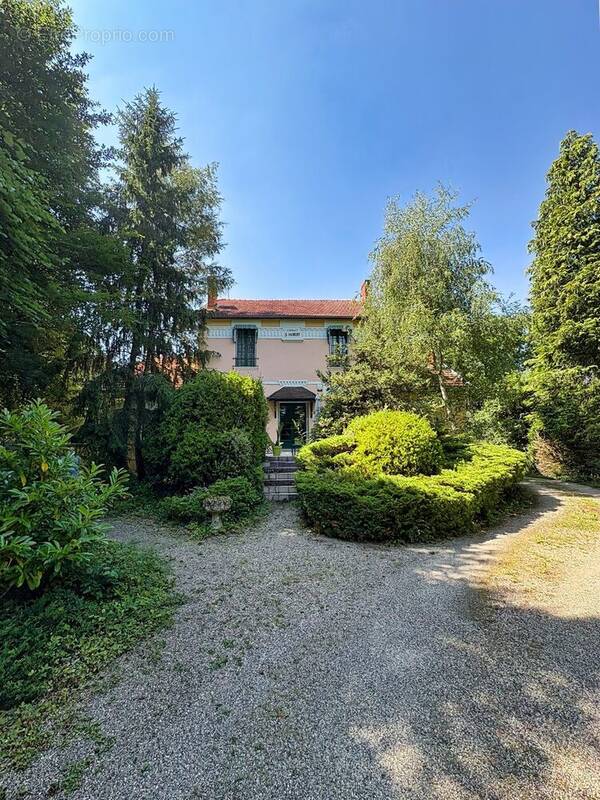 Maison à BELLERIVE-SUR-ALLIER
