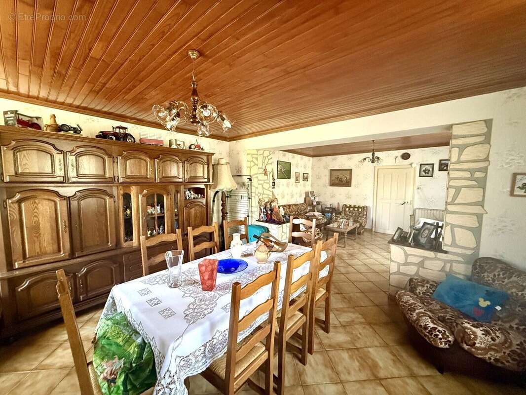 Maison à ARRAINCOURT