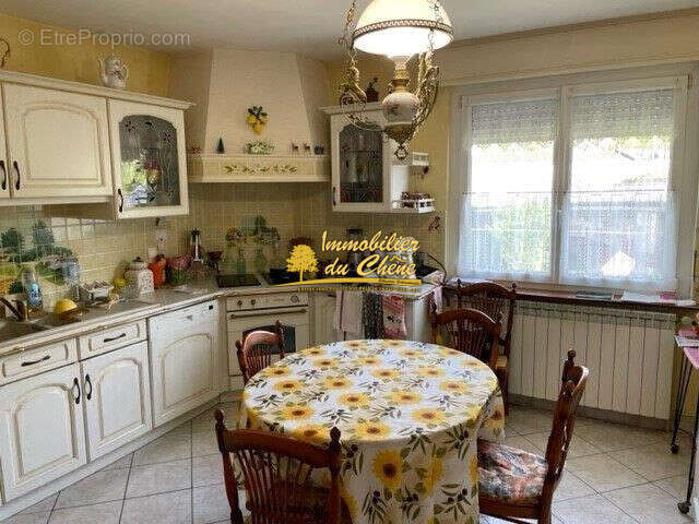 Maison à FONTENOY-LE-CHATEAU