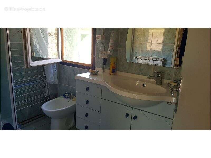 Maison à VILLECROZE