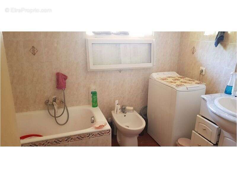 Maison à VILLECROZE