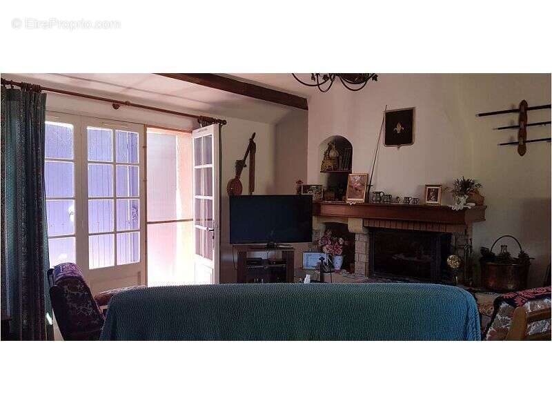 Maison à VILLECROZE