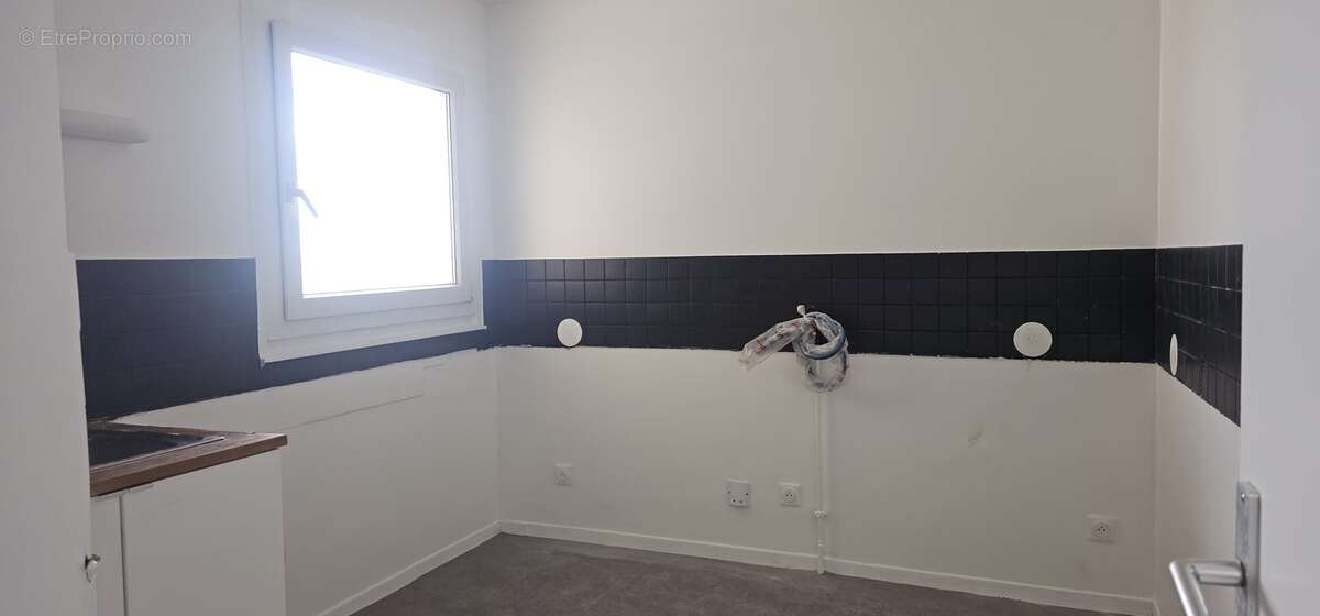 Cuisine - Appartement à VITRY-SUR-SEINE