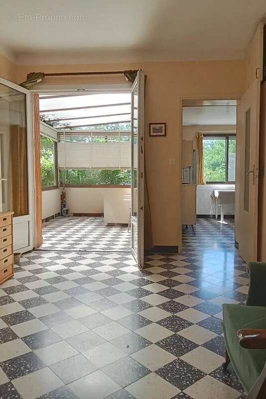 Maison à LA CADIERE-ET-CAMBO