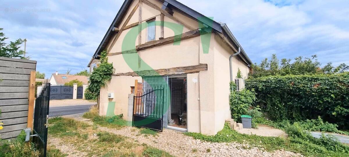 Maison à SAINT-CLAIR-SUR-EPTE