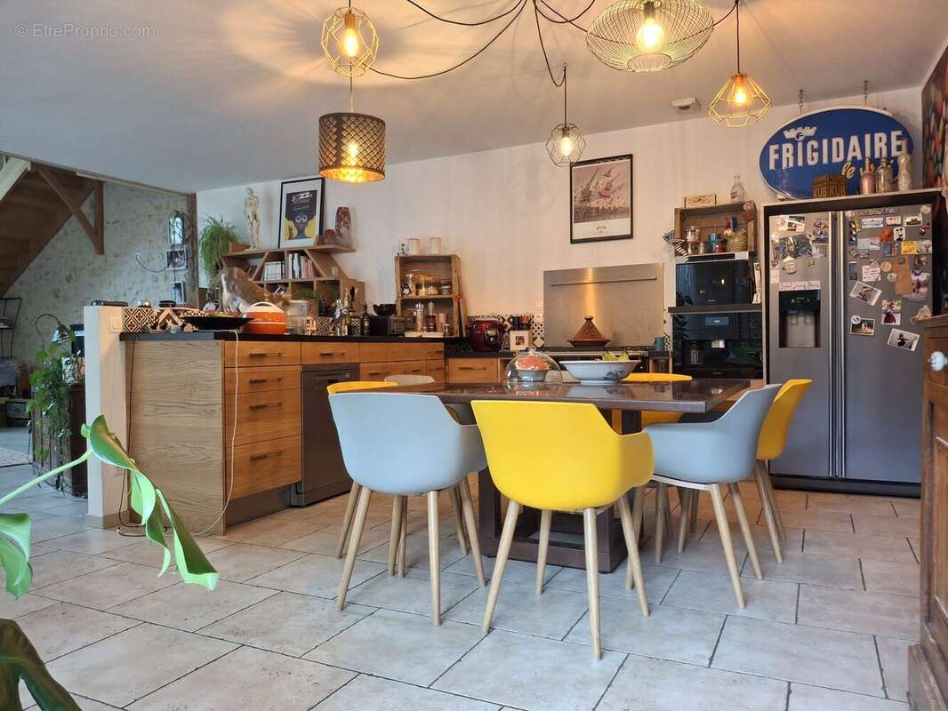 Maison à VERNOU-SUR-BRENNE