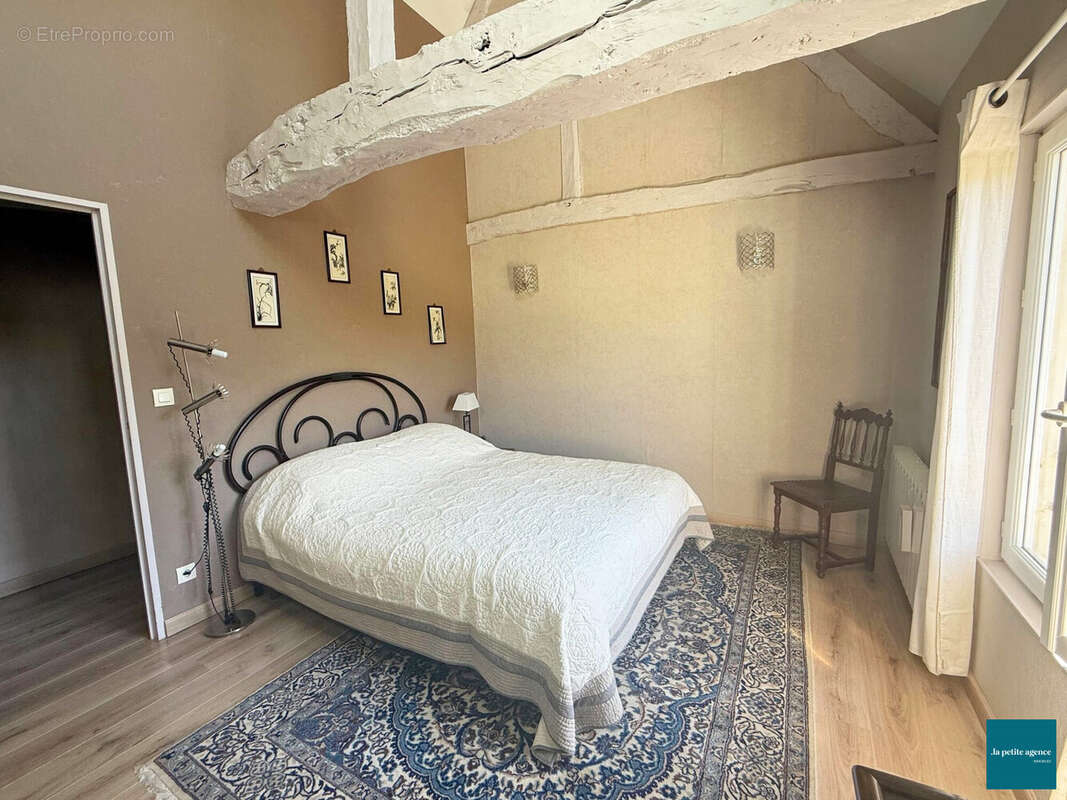 Maison à MONTILLY-SUR-NOIREAU