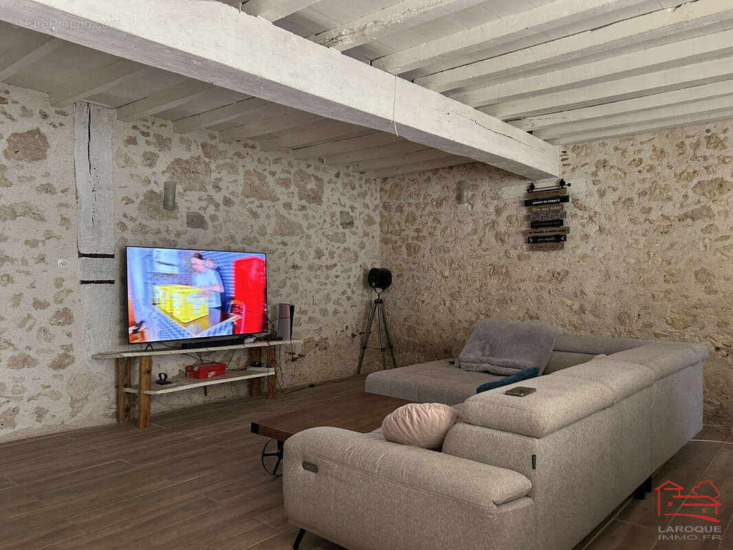 Maison à LAROQUE-TIMBAUT