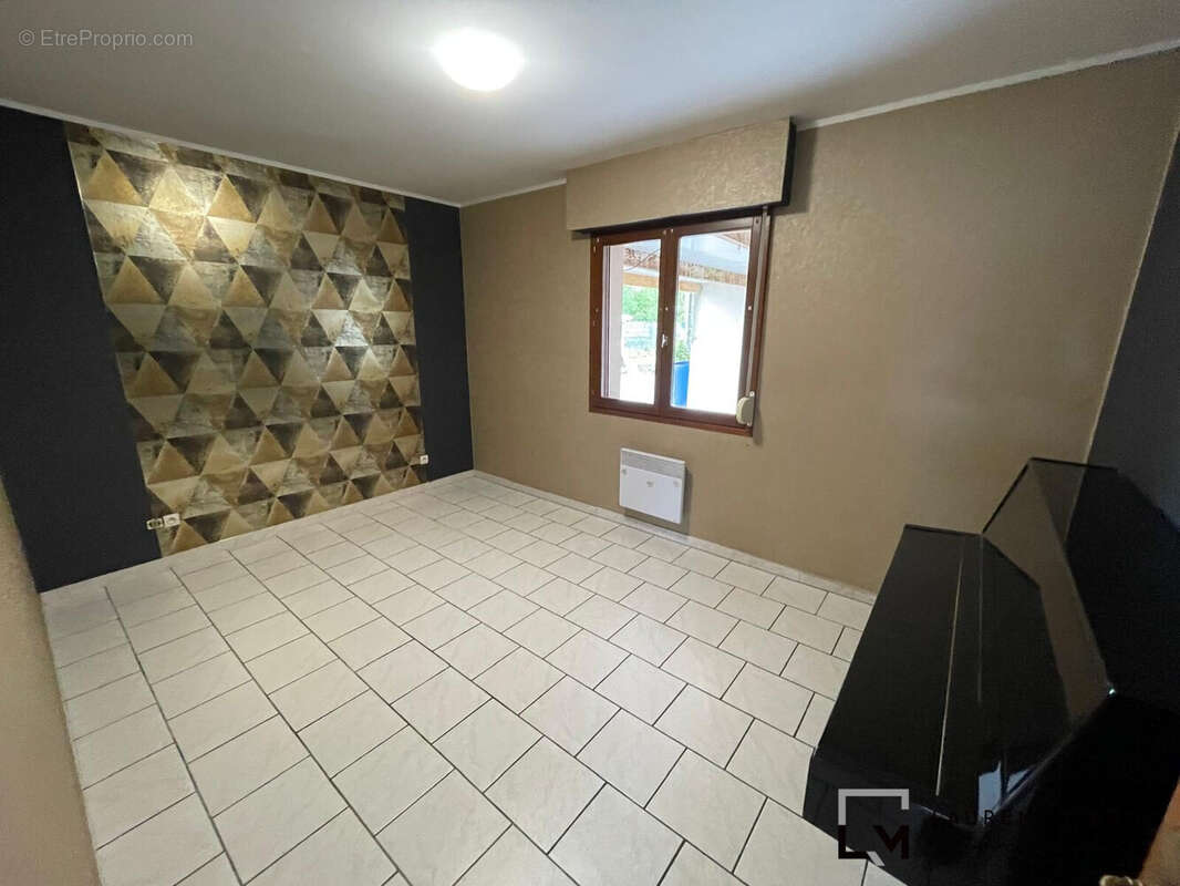 Maison à BEAUMETZ-LES-AIRE