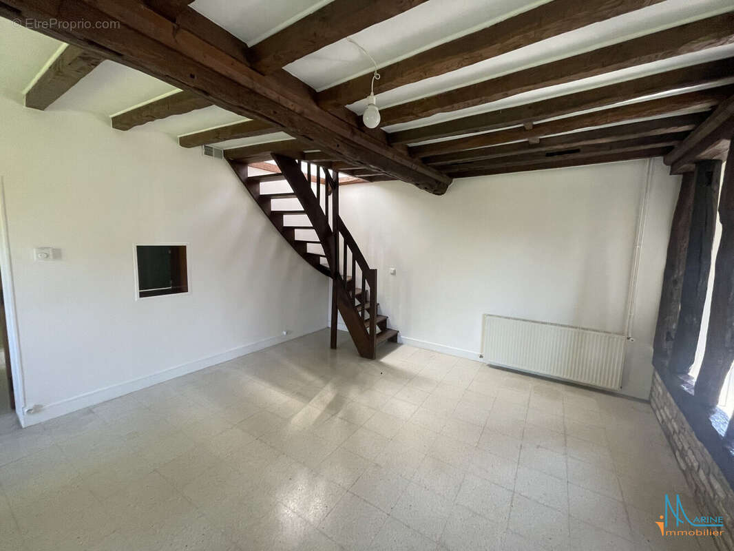 Maison à MARTIN-EGLISE