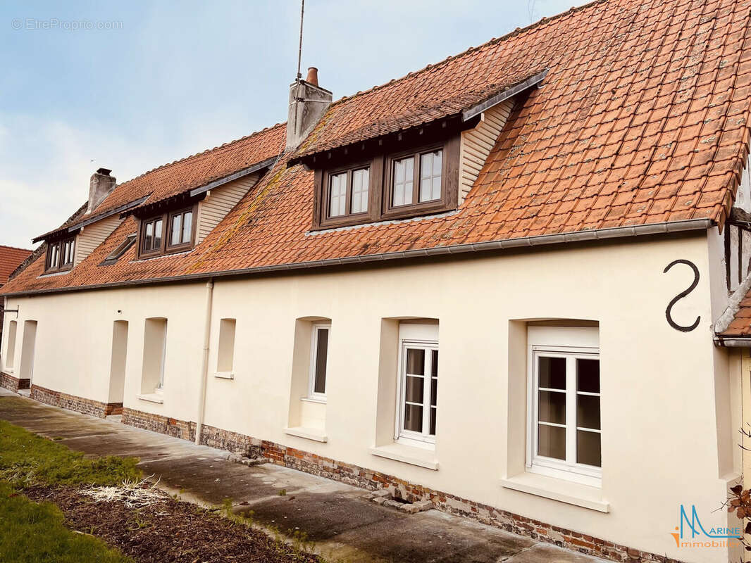 Maison à MARTIN-EGLISE