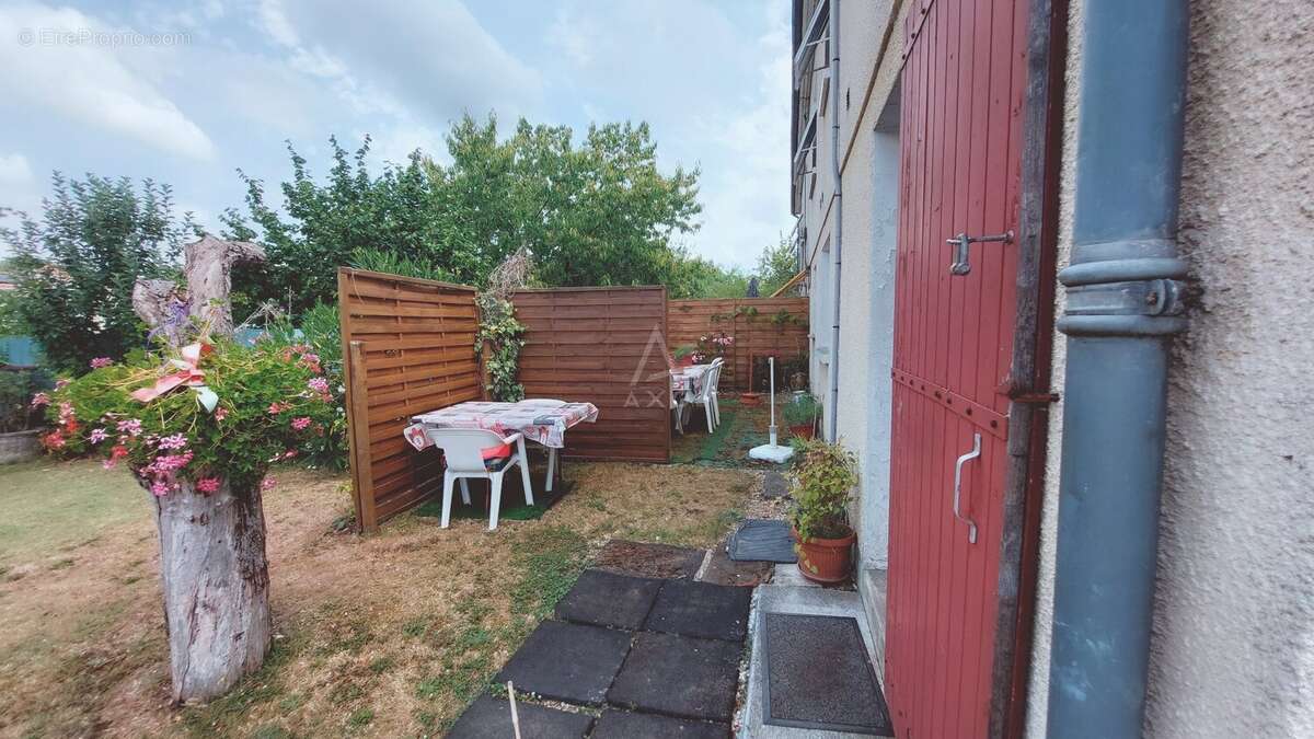 Maison à SAINT-ASTIER
