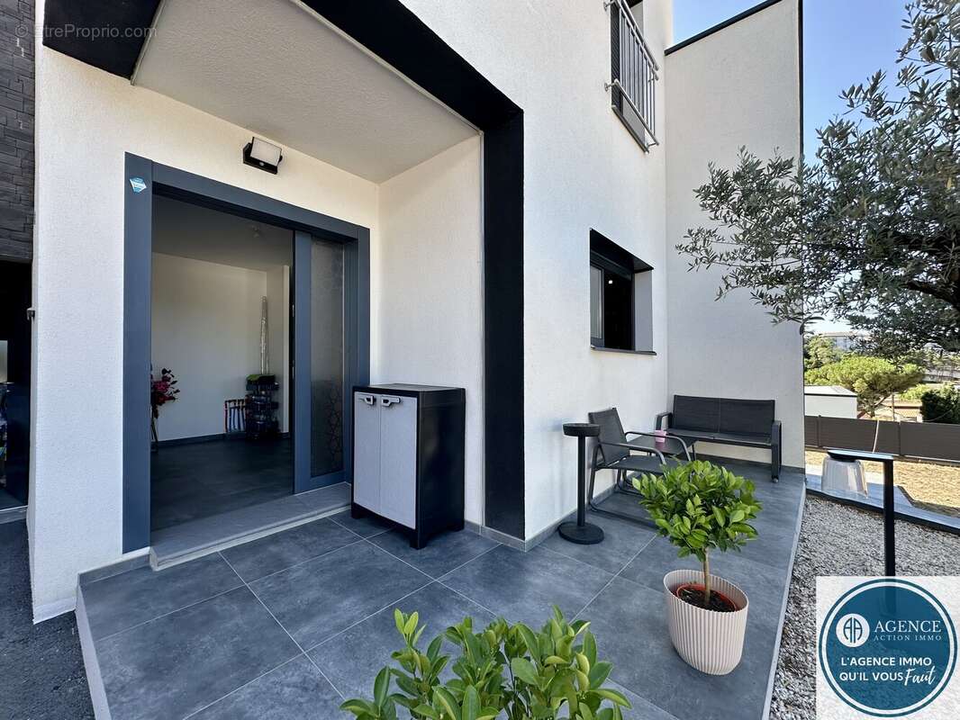 Maison à LE PEAGE-DE-ROUSSILLON