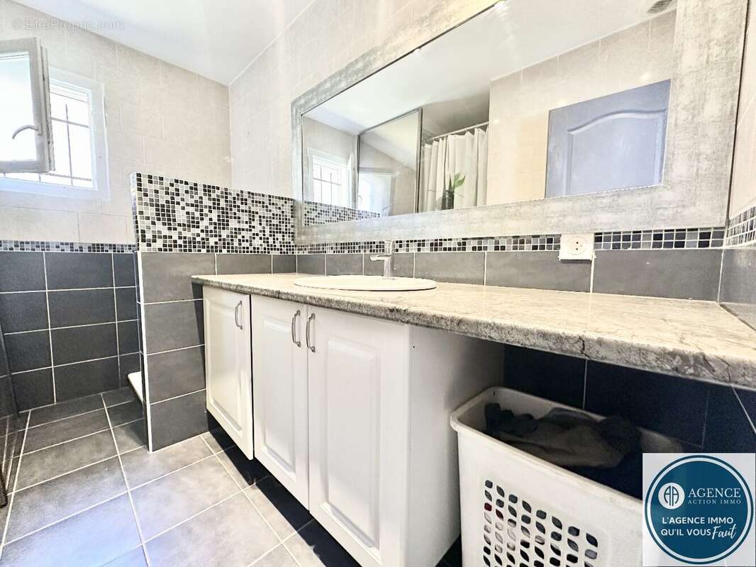 Maison à HAUTERIVES