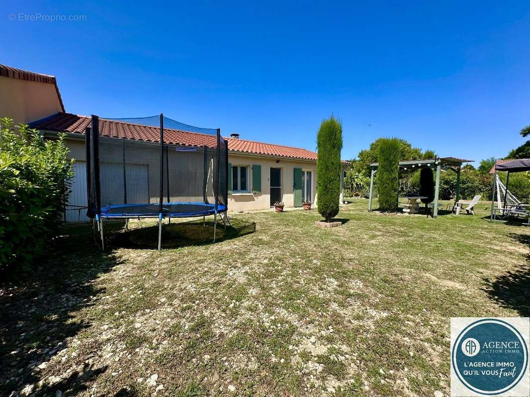 Maison à HAUTERIVES