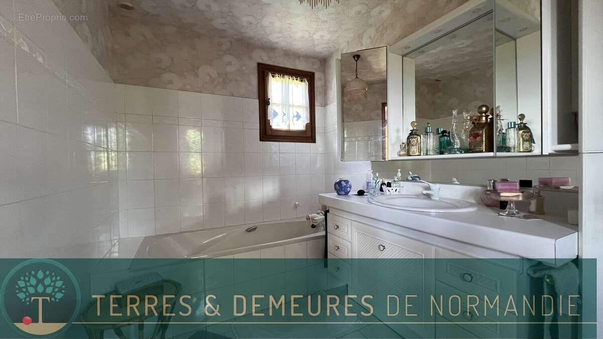 Maison à SAINT-RIQUIER-EN-RIVIERE