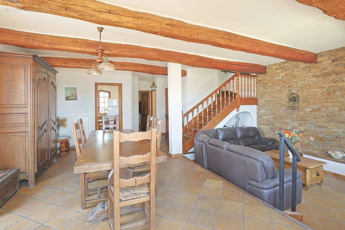 Maison à LA FARLEDE