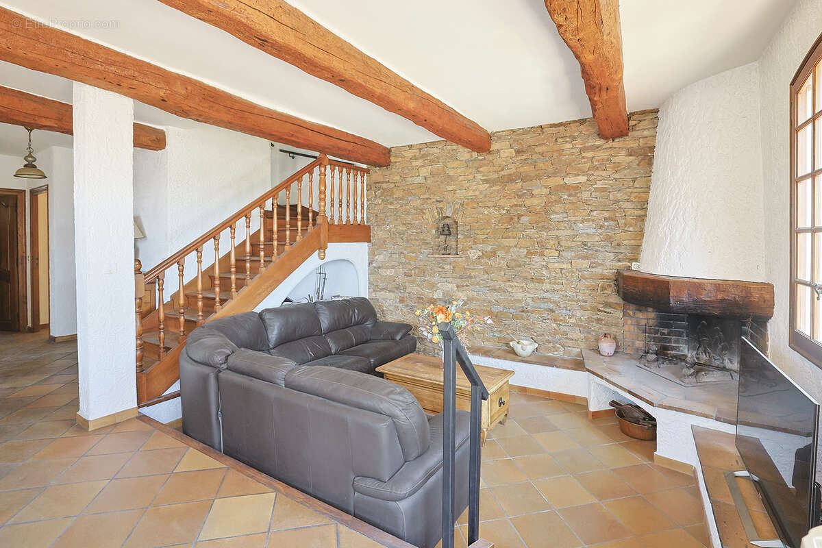 Maison à LA FARLEDE