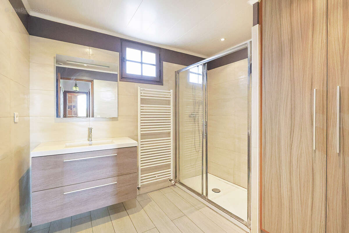 Maison à LA FARLEDE