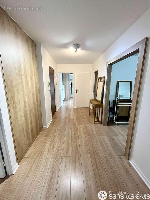 Appartement à SURESNES