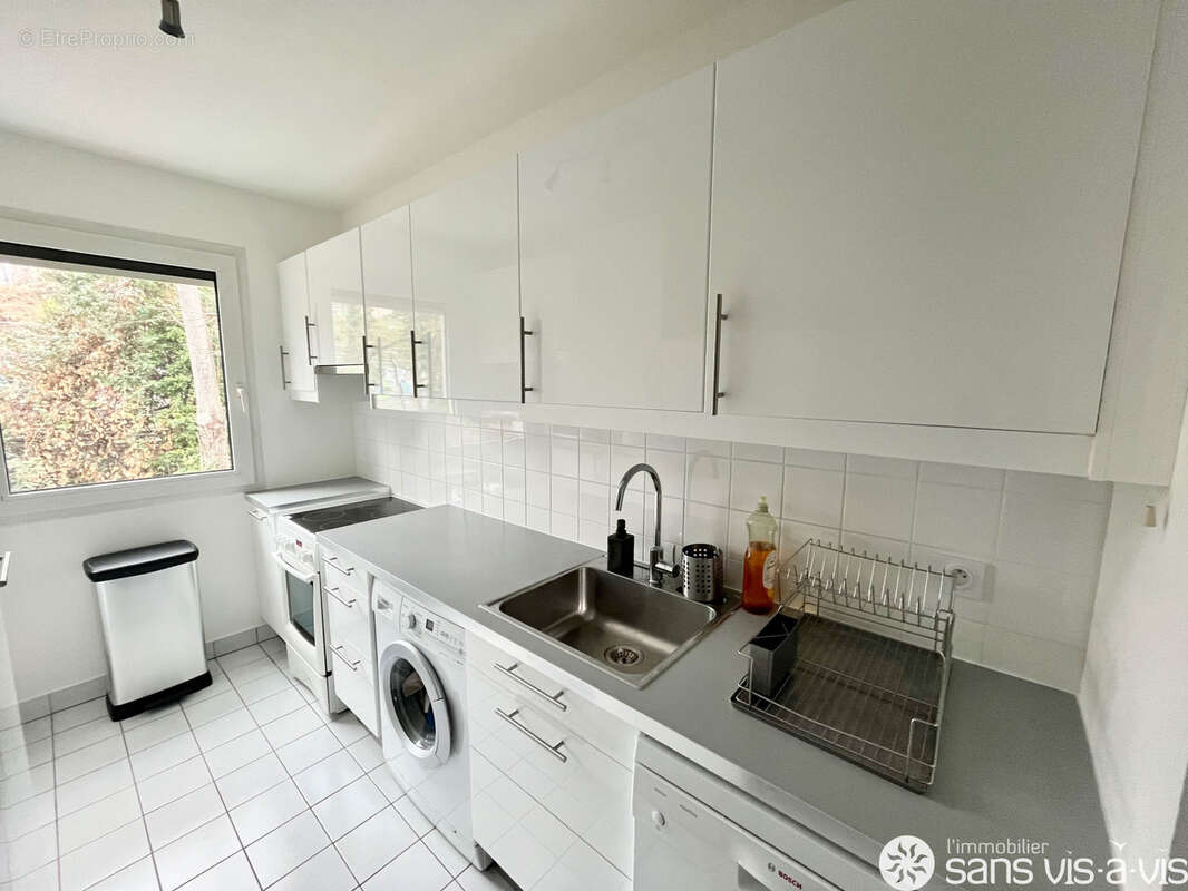 Appartement à SURESNES