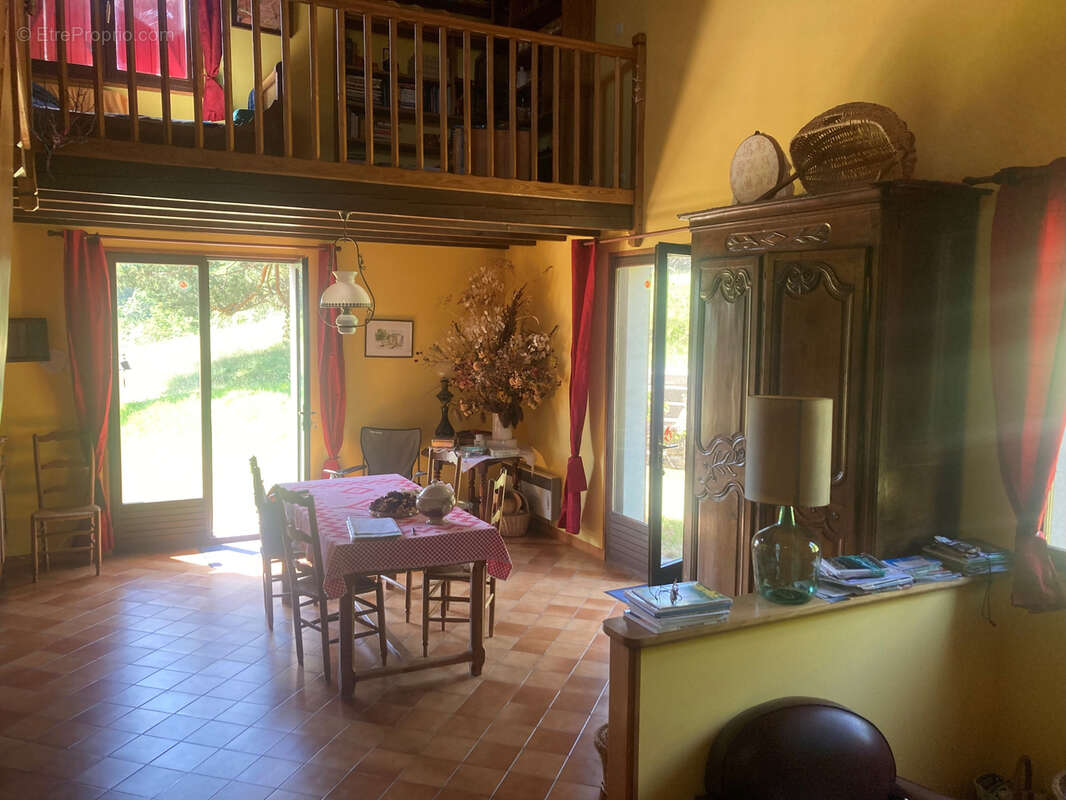 Maison à CARCANIERES