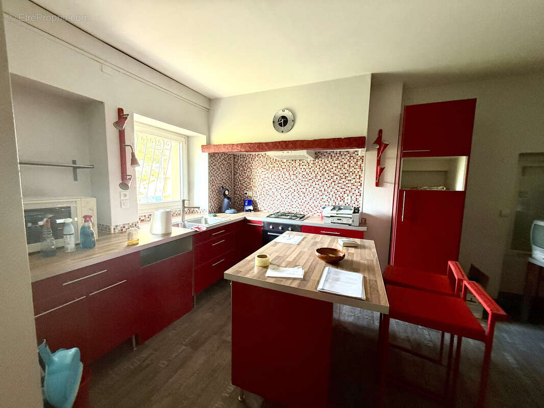 Maison à FARGUES-SAINT-HILAIRE