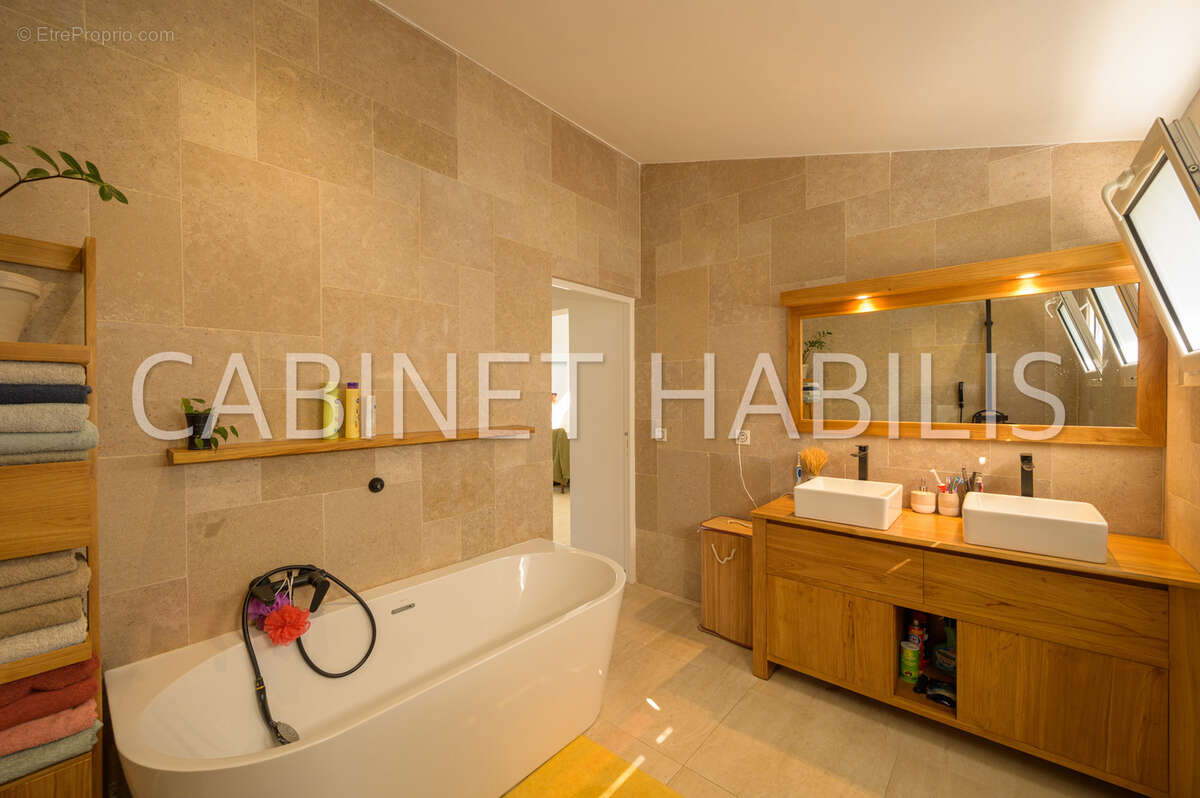 Maison à ENTRE-DEUX