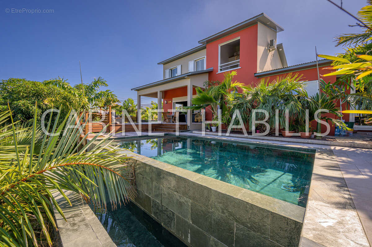 Maison à ENTRE-DEUX