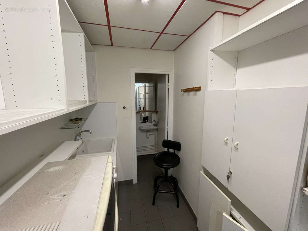 Commerce à MAROLLES-EN-HUREPOIX