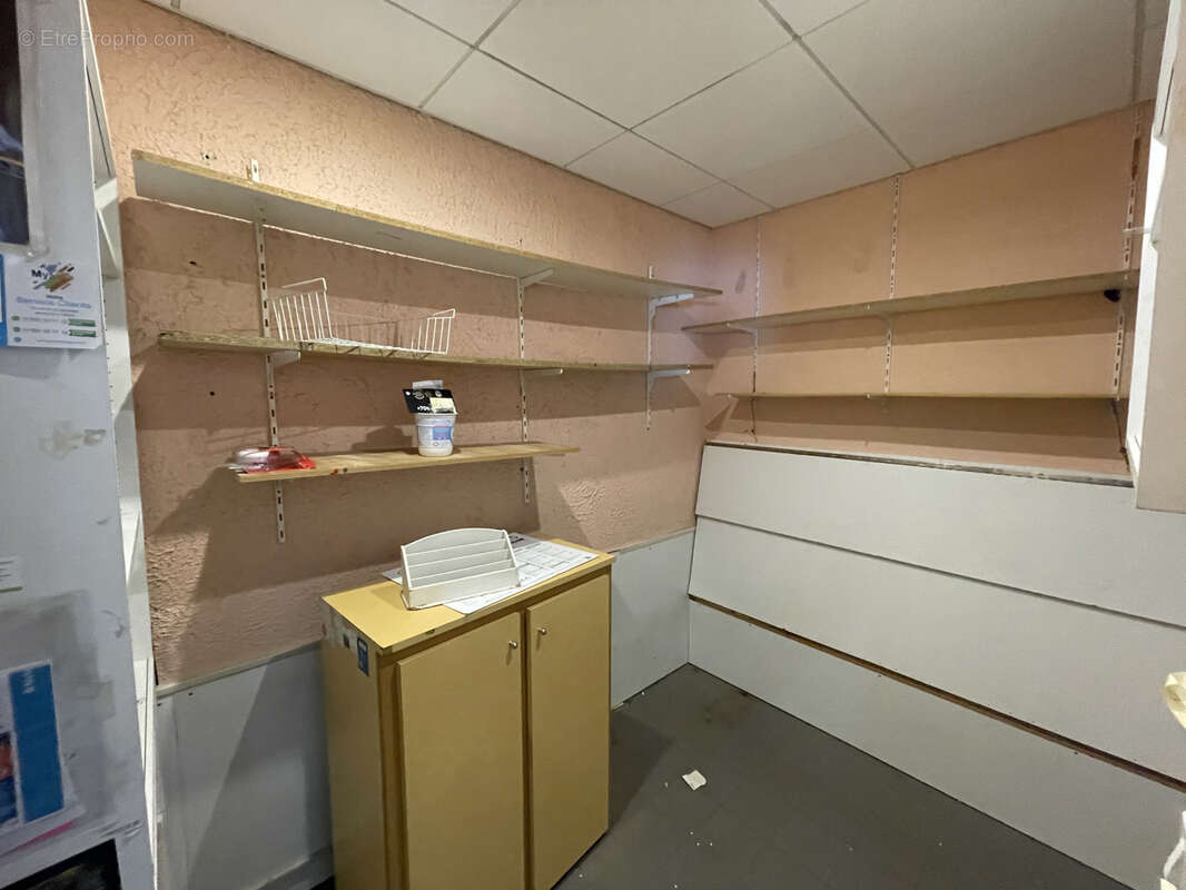 Commerce à MAROLLES-EN-HUREPOIX