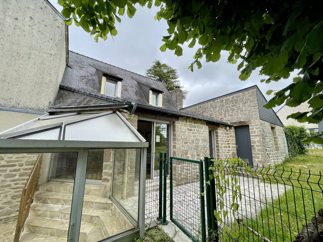 Maison à QUESTEMBERT